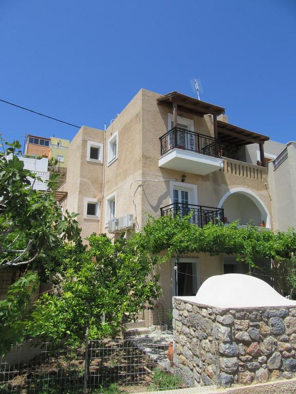 Kalotina'S Apartments Emborios Dış mekan fotoğraf
