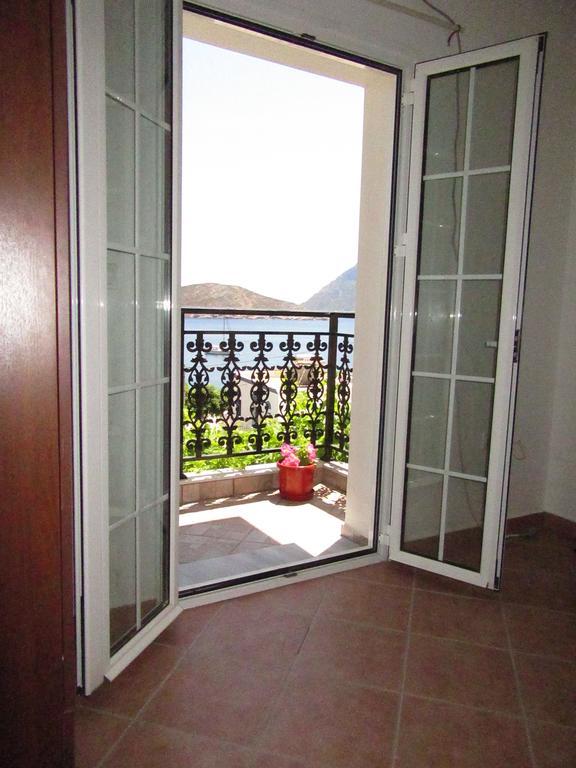 Kalotina'S Apartments Emborios Dış mekan fotoğraf